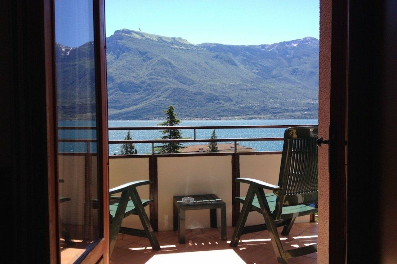 Hotel Astor Limone sul Garda Extérieur photo