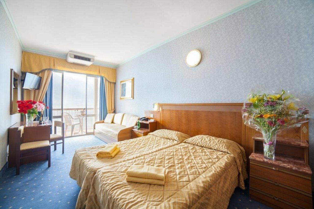 Hotel Astor Limone sul Garda Extérieur photo