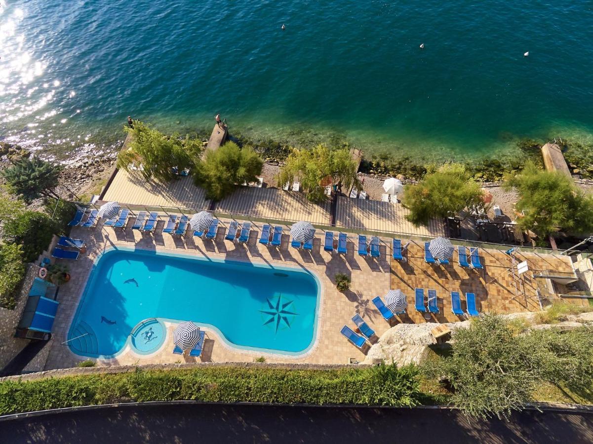 Hotel Astor Limone sul Garda Extérieur photo