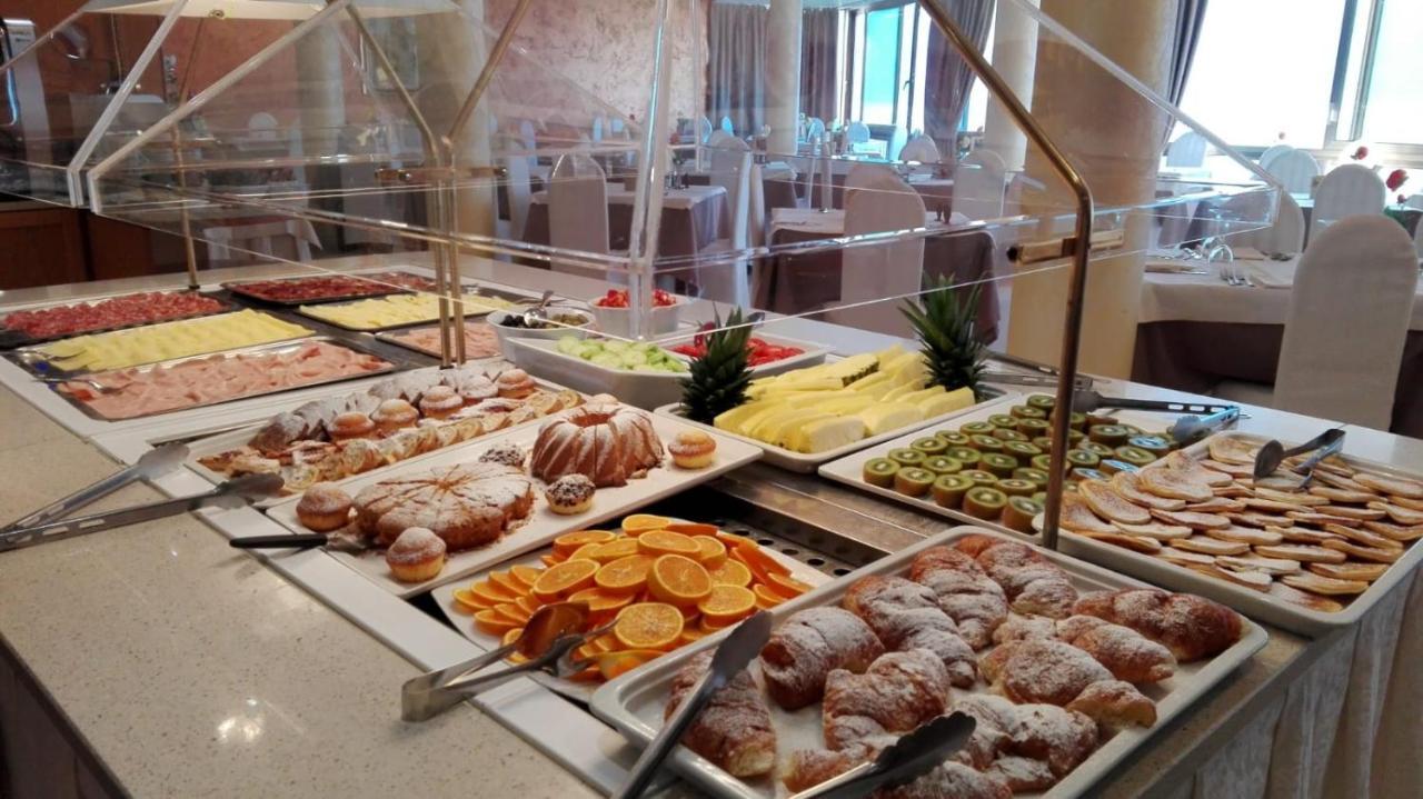 Hotel Astor Limone sul Garda Extérieur photo