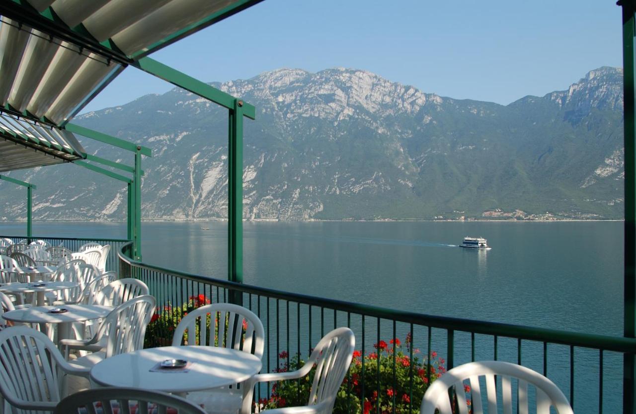 Hotel Astor Limone sul Garda Extérieur photo
