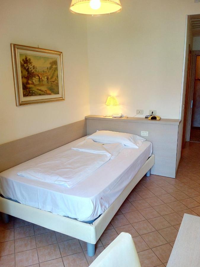 Hotel Astor Limone sul Garda Extérieur photo