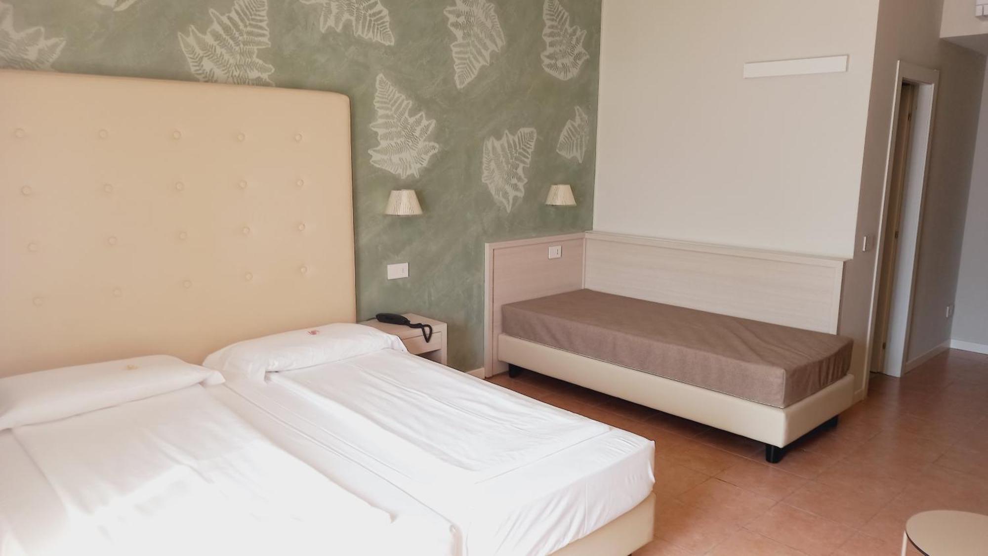 Hotel Astor Limone sul Garda Extérieur photo