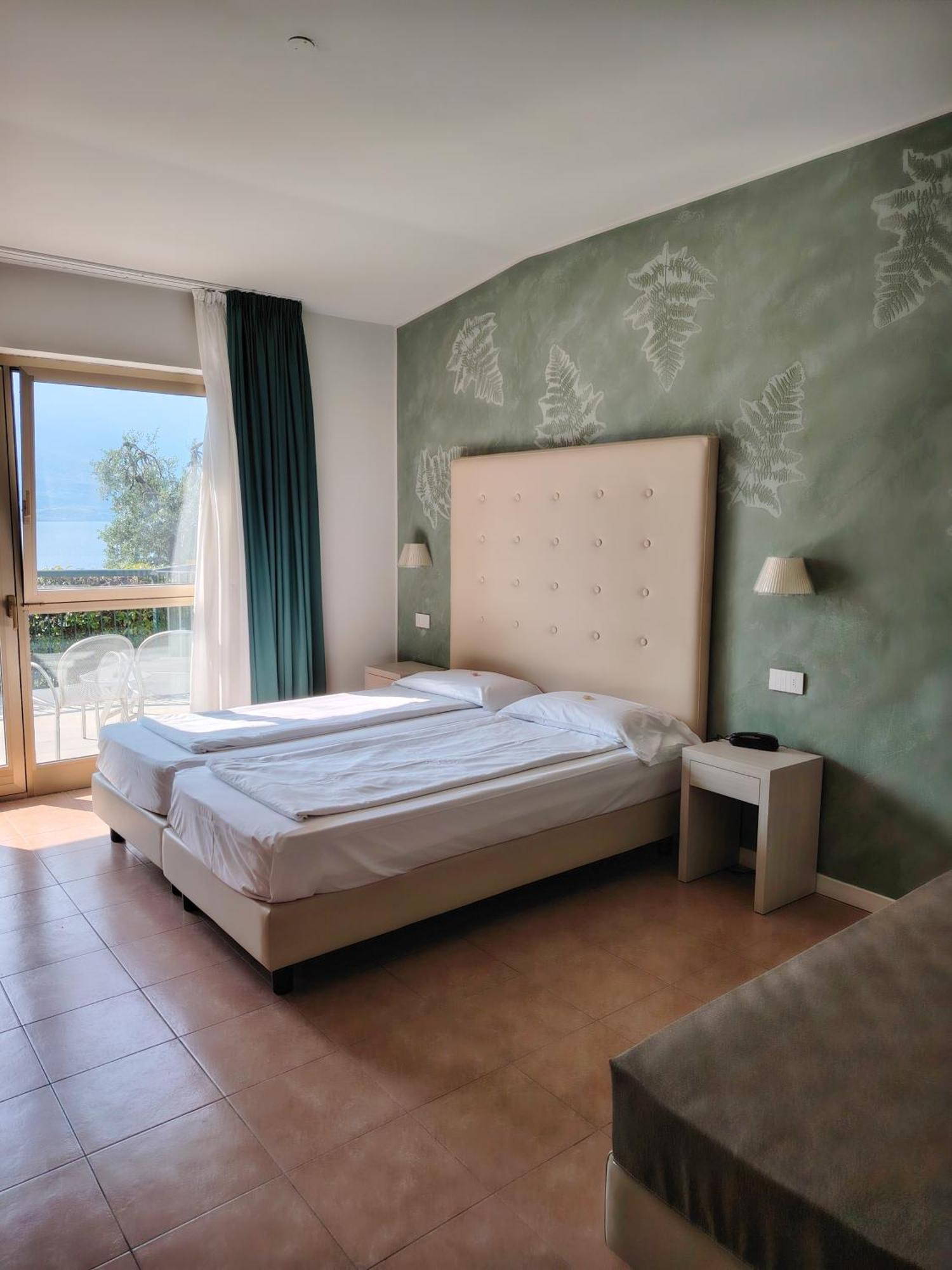 Hotel Astor Limone sul Garda Extérieur photo